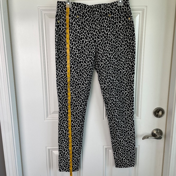 Giraffe Print Michael Kors Dress Pants  Like new - Picture 6 of 8
